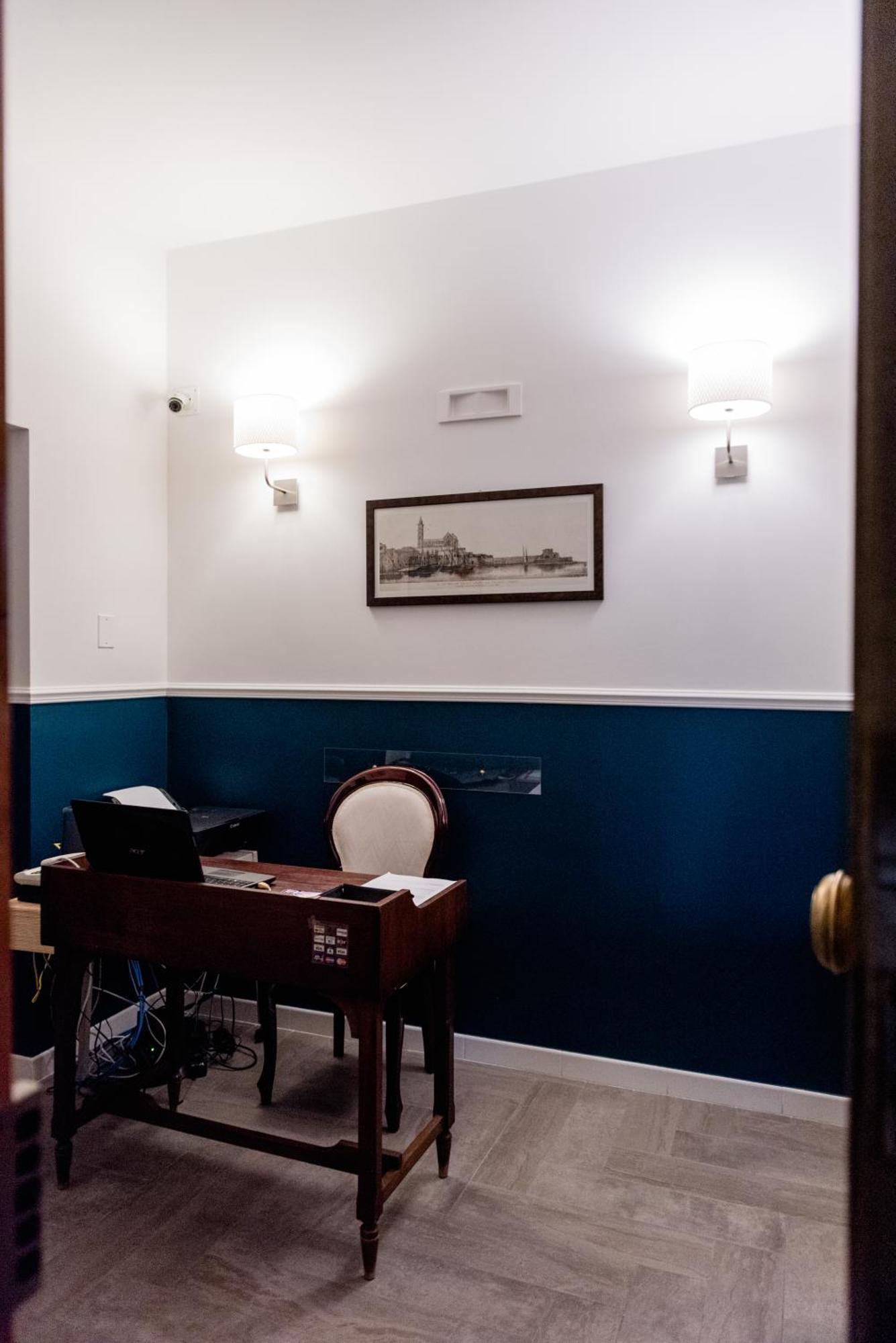 Novecento Dimore Di Poesia Trani Bagian luar foto